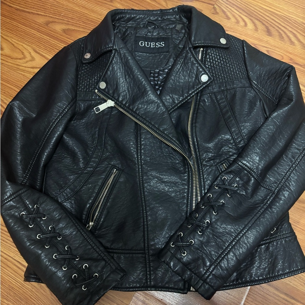 Vintage GUESS Women's Black Leather Jacket